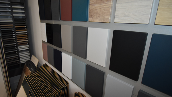 Ambiance bain cabinet colour wall samples with tile samples and pelipal samples