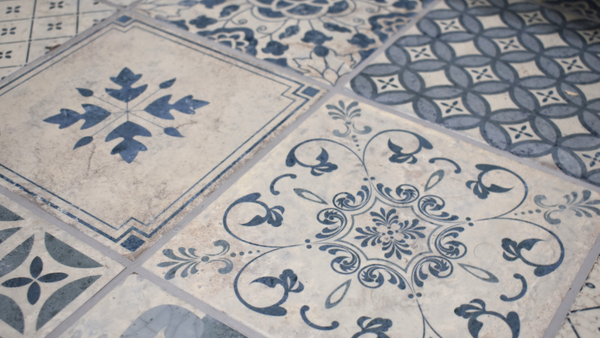 Blue random patterned decor floor tiles