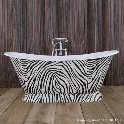Galleon zebra on leather roll top freestanding bath