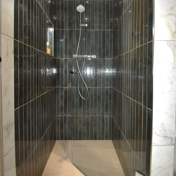 Grohe Euphoria shower system in chrome with exposed bar valve and riser